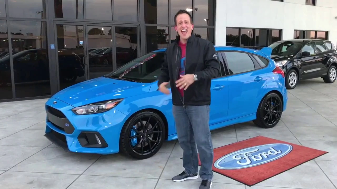 I bought a Ford Focus RS from Walker Ford - Raiti's Rides