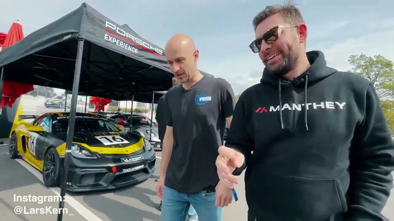 HOW A PRO ACTUALLY DRIVES THE NURBURGRING - INCREDIBLE SKILL!