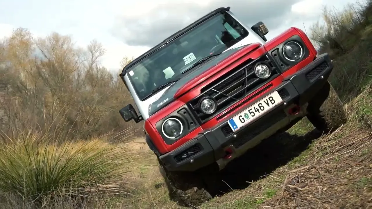 ASÍ VA y ASÍ ES EL AUTÉNTICO 4x4 INGLÉS: INEOS GRENADIER 2022