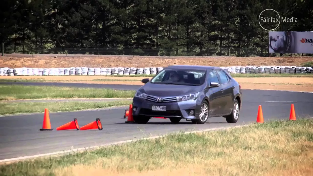 Mazda3 v Skoda Rapid v Ford Focus v Toyota Corolla Sedan | DCOTY14