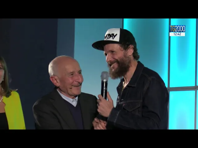 Gli 80 anni di don Rigoldi: gli auguri di Mattarella, la canzone di Jovanotti