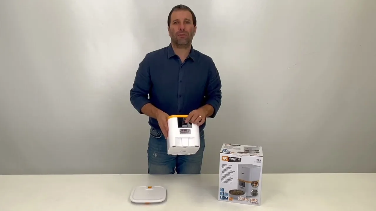 Умная автоматическая кормушка Ferplast Risto Pet Smart Wi-Fi для кошек и собак с таймером и дозатором
