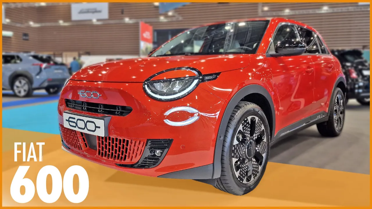 FIAT 600 🇮🇹 Ne l'appelez pas JEEP AVENGER, ce n'est pas SUV ! | SALON DE LYON 2023