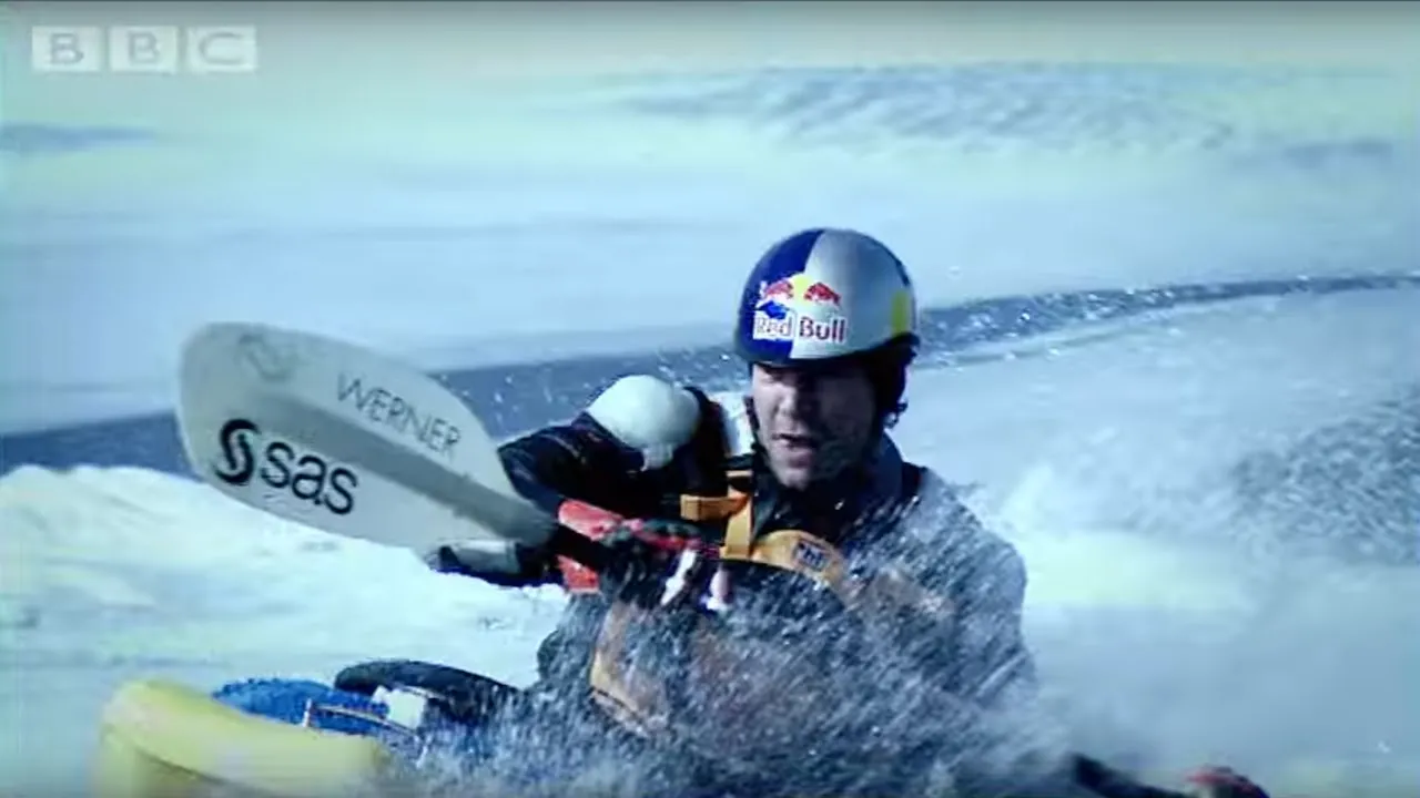 Tomcat Vs Jet-Powered Kayak  Race | Top Gear
