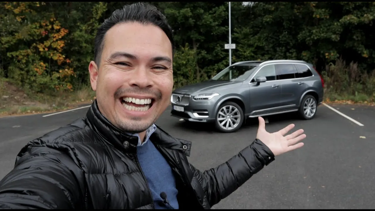 2020 Volvo XC90 B5 Exterior & Interior Tour!