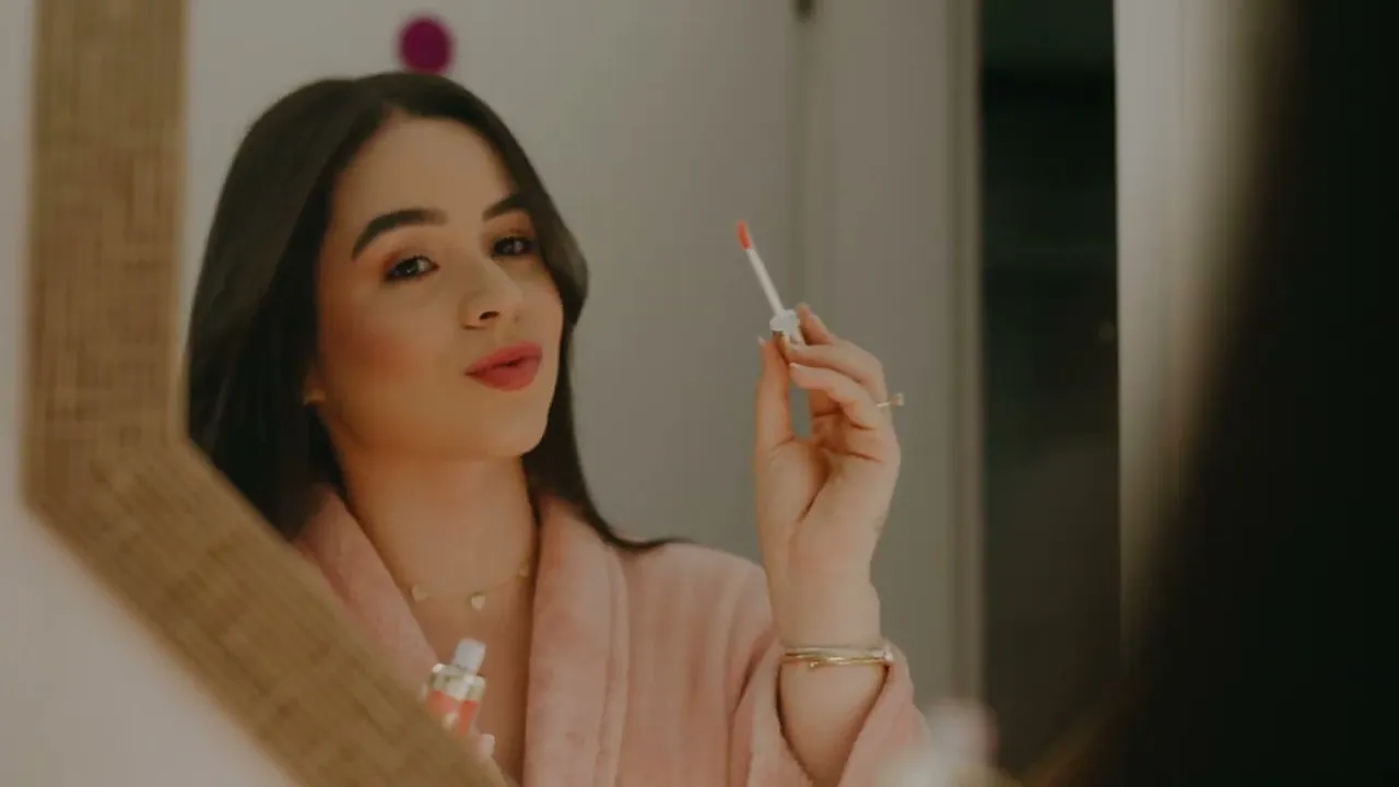 Vídeo de Laura Imports