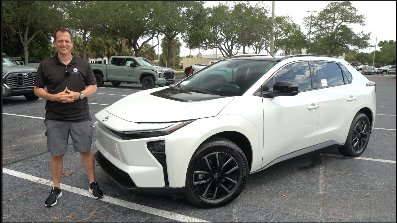 The 2026 Toyota BZ is a BETTER compact SUV than a Chevrolet Equinox EV