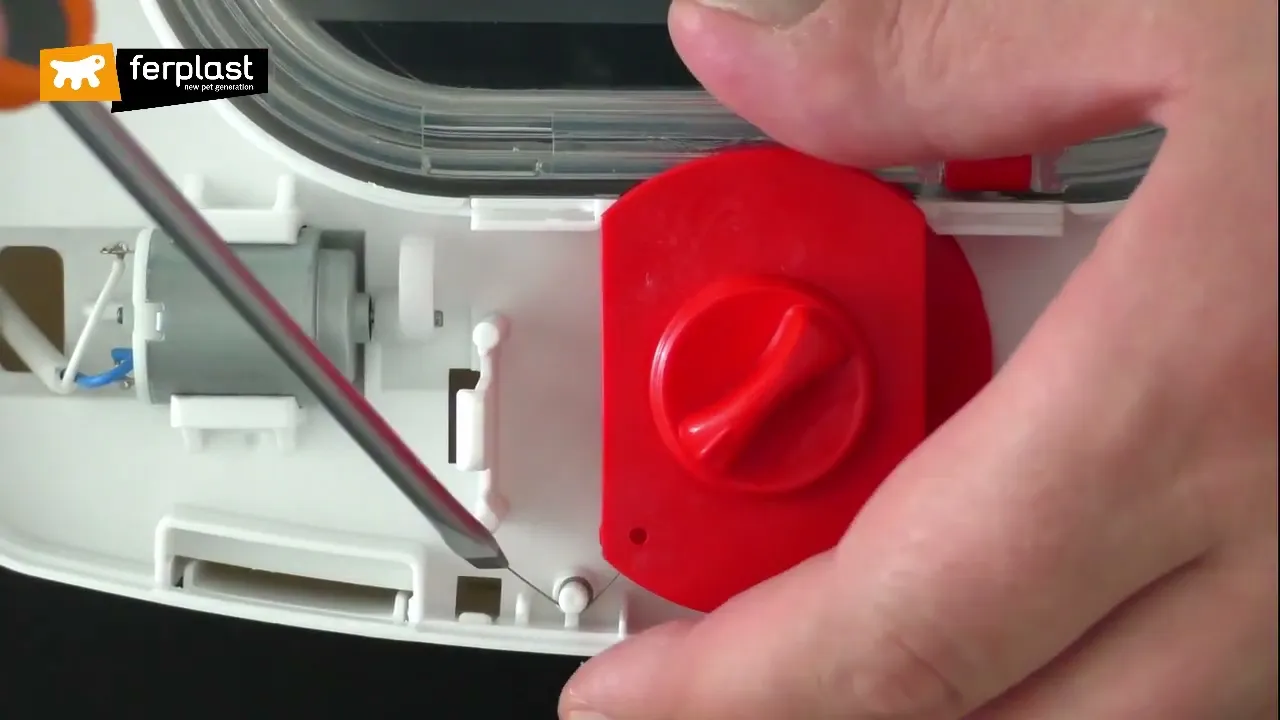 Дверцята Ferplast Swing Microchip Large White з мікрочіпом для великих кішок та маленьких собак