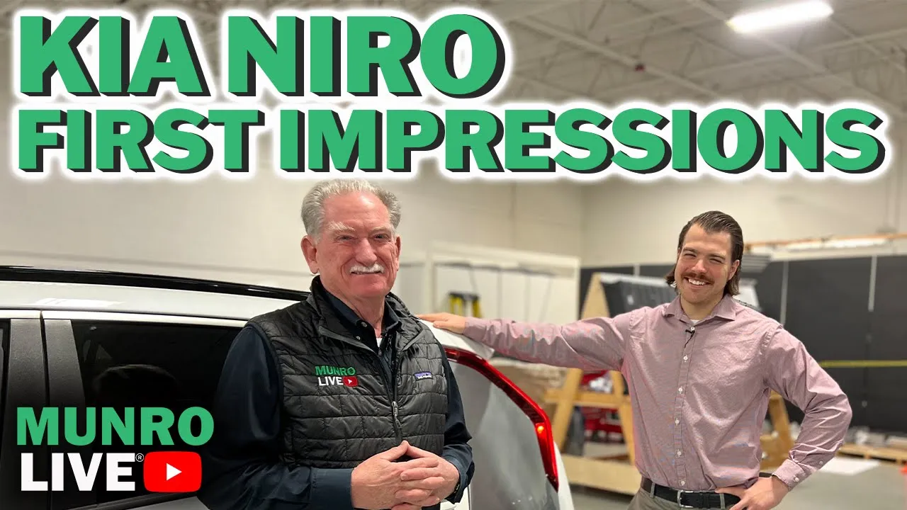Sandy "Lost It" Over THIS Design Choice | 2023 Kia Niro First Impressions