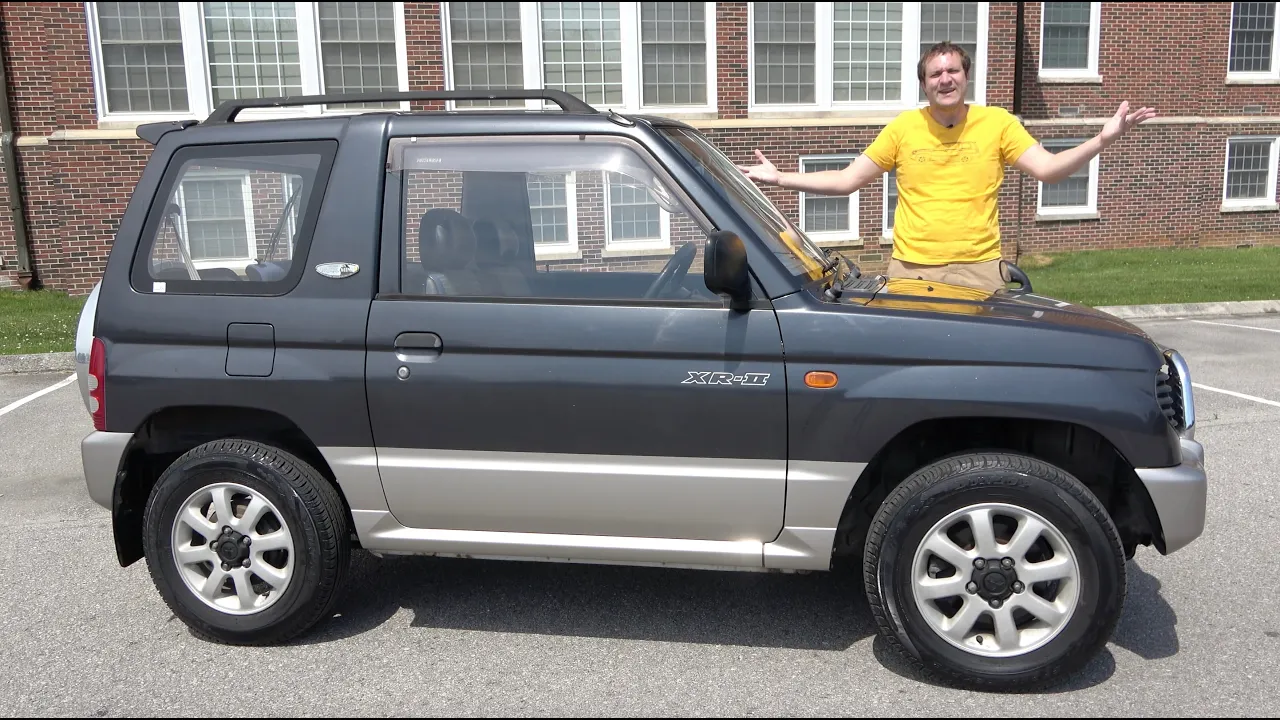 The Mitsubishi Pajero Mini Is a Very Tiny, Cute Off-Roader