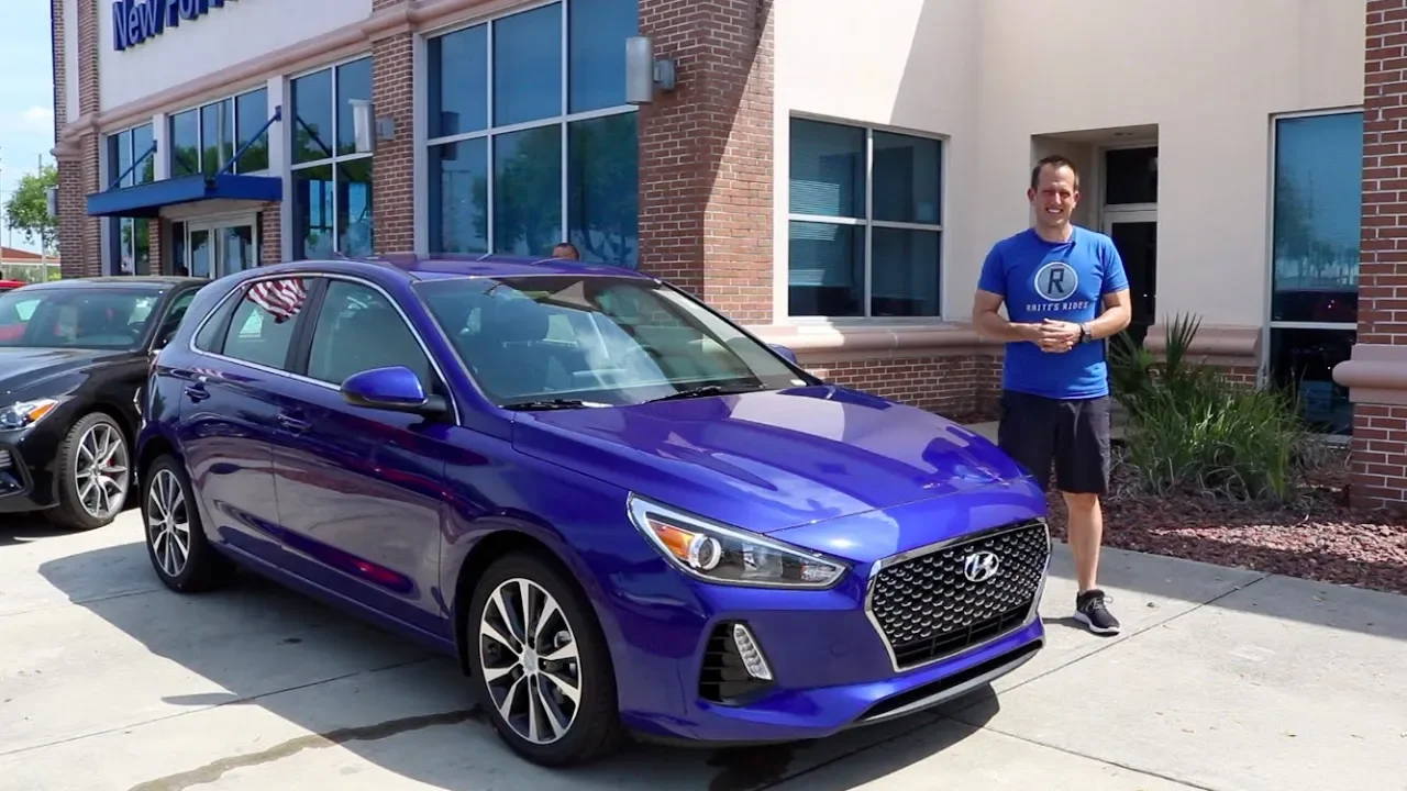 Is the 2019 Hyundai Elantra GT a better BUY than the VW Golf?