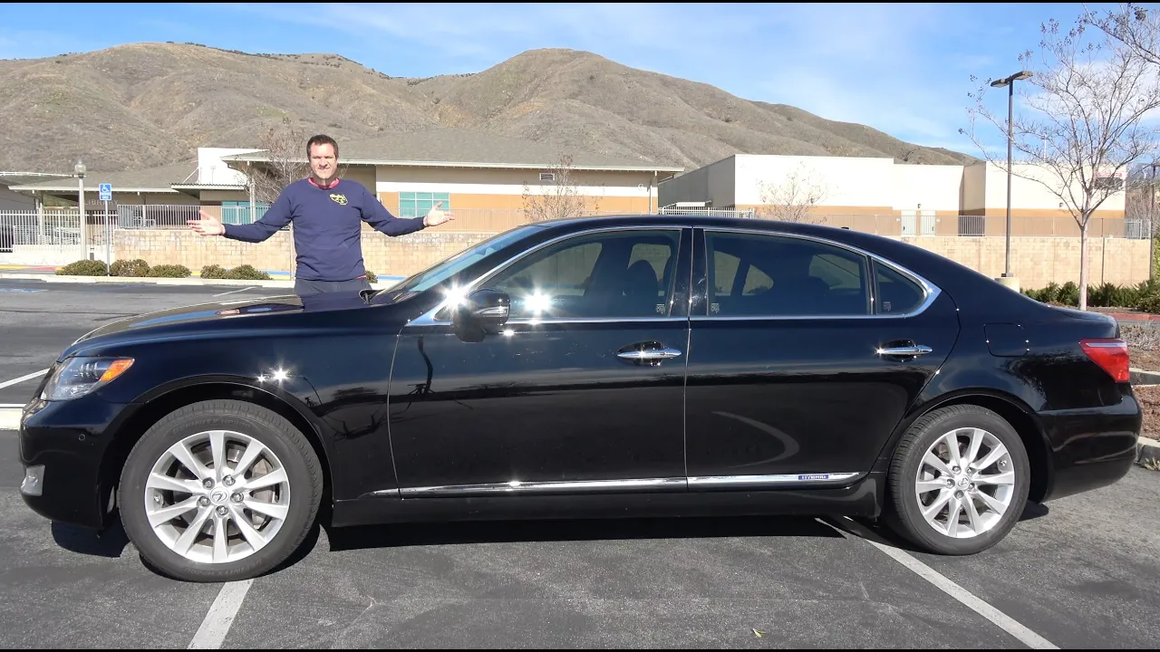 Here's Why the Lexus LS600hL Is the Ultimate Lexus Luxury Sedan