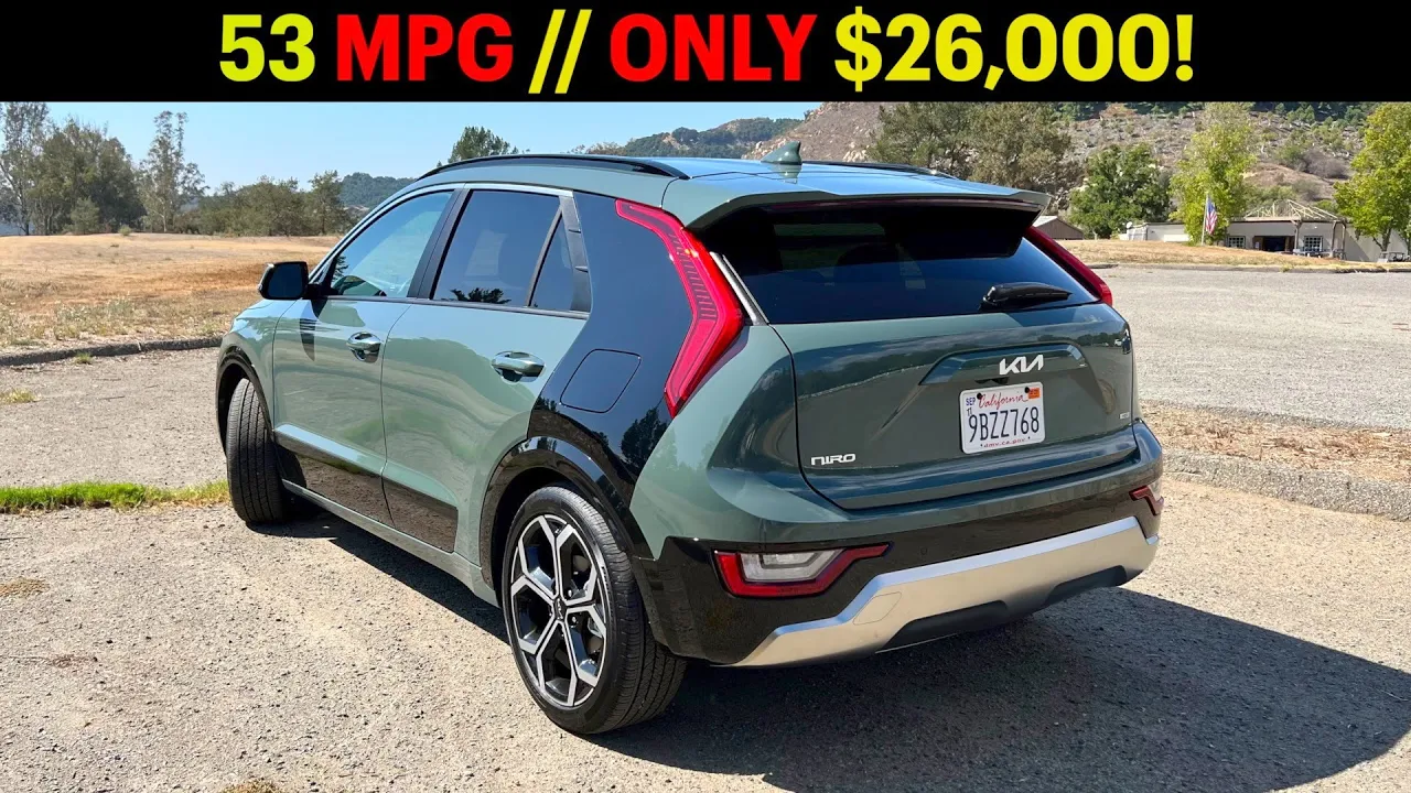 2023 Kia Niro Hybrid // We Take the *53 MPG* CUV for a Spin! (Part 2)