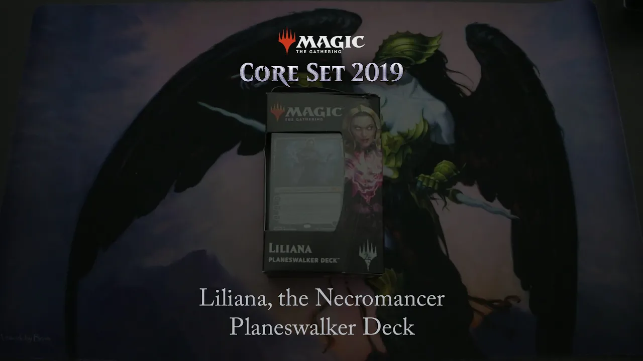 Magic: The Gathering: Core Set 2019 - Liliana, the Necromancer Planeswalker Deck
