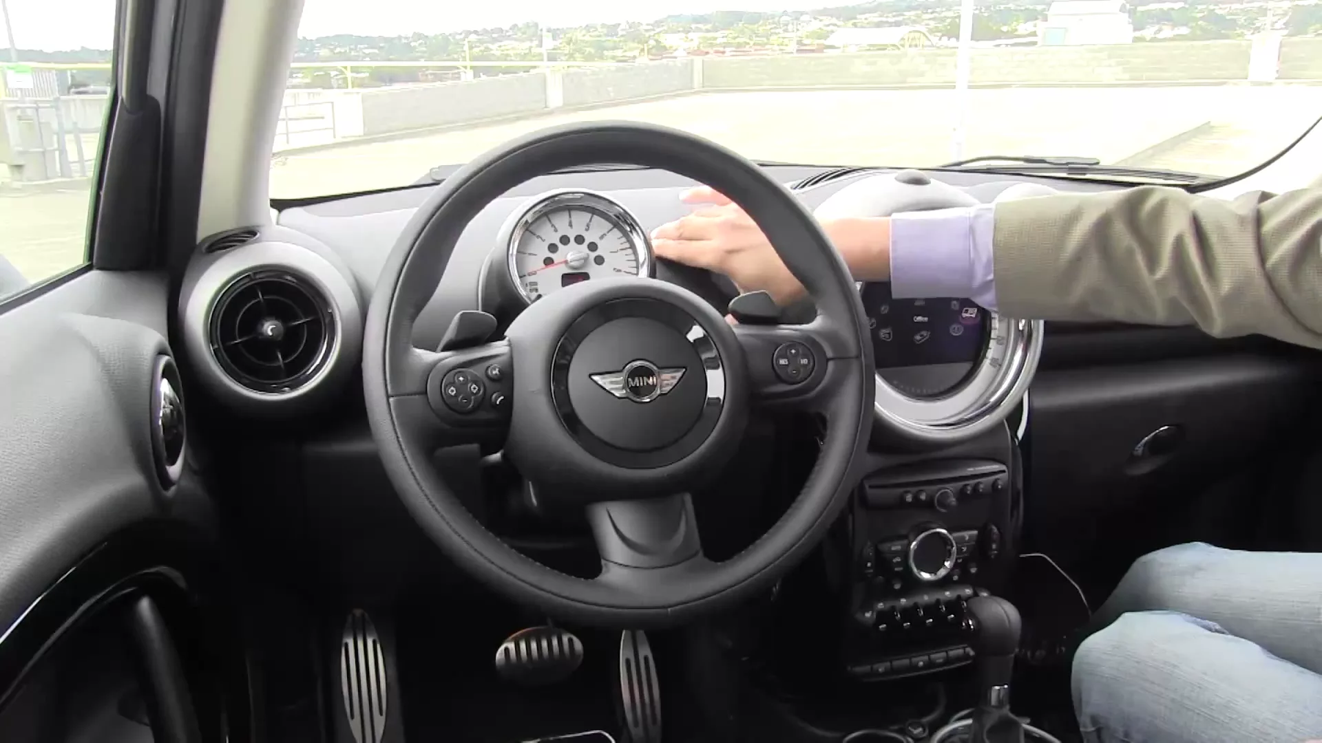 2012-2014 MINI Countryman S Review and Road Test