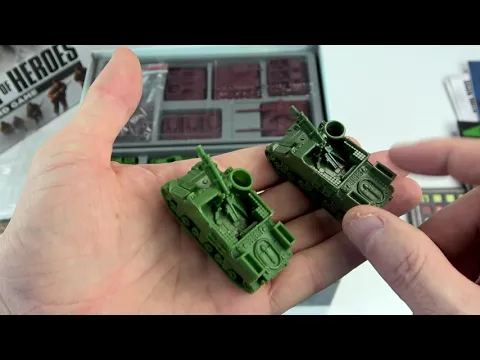Unboxing CoH 4 Player Core Set