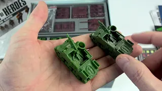 Unboxing CoH 4 Player Core Set