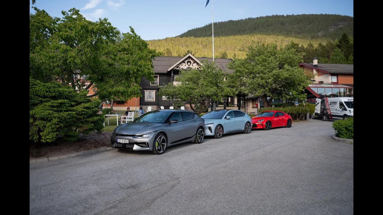 Vi testa kjøreglede på Straand Hotel med Kia EV6 GT, NIO eT5 og Toyota GR86