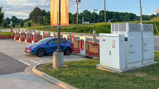 400+ Mile Day Trip In Base Tesla Model Y! Heading To West Virginia To Check Out Chargers!