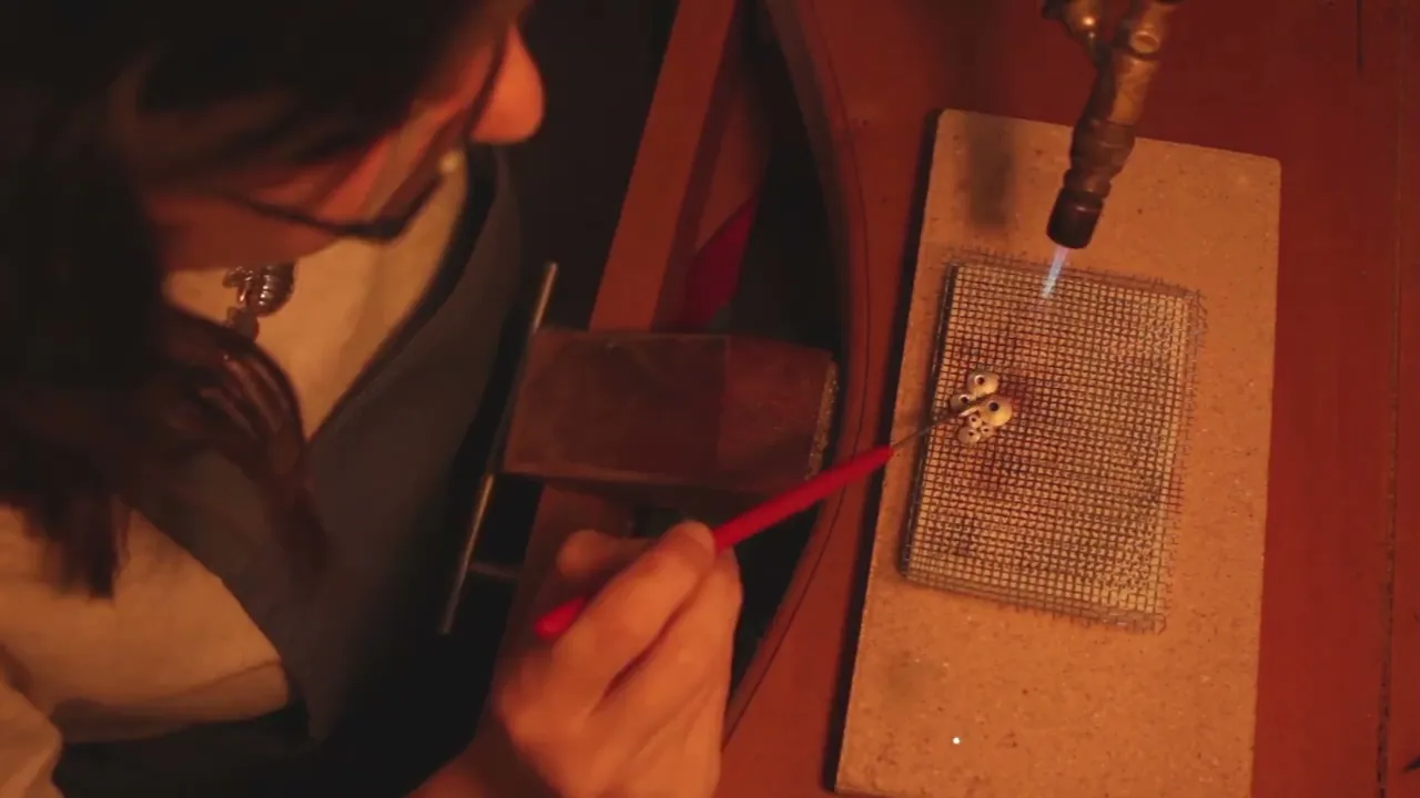 Vídeo de Selene Alge | Joias