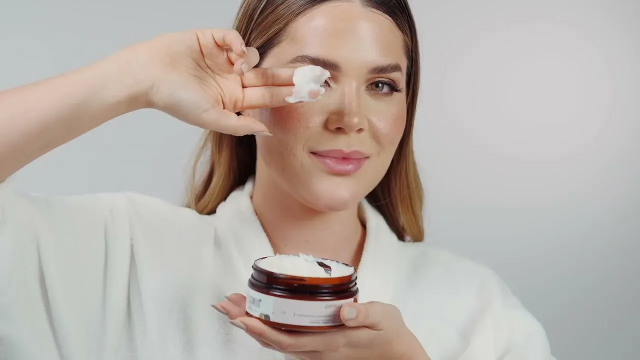 Vídeo de Laís Conrado Cosméticos Terapêuticos