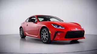 2022 Toyota GR 86 FIRST LOOK | MotorTrend