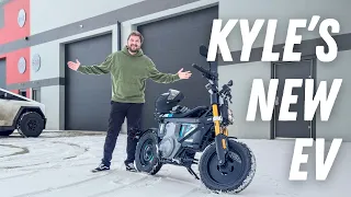 My Electric BMW CE 02 Delivery Day! The Most Fun & Efficient Daily Rider