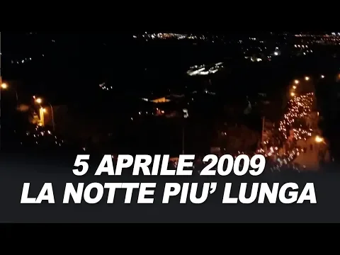 <span style="color:var(--accent)">Video:</span> L’Aquila, 6 aprile: la fiaccolata illumina la notte più lunga