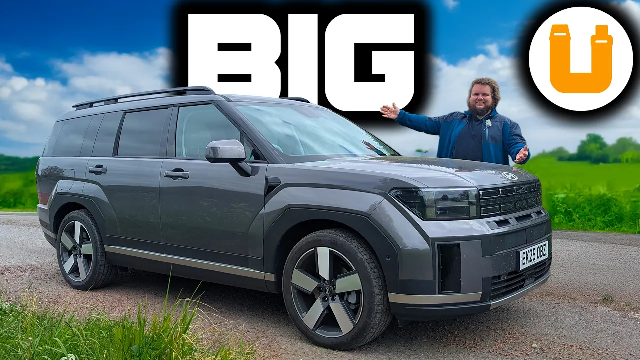 New 2025 Hyundai Santa Fe PHEV Review | The Real New Land Rover Discovery