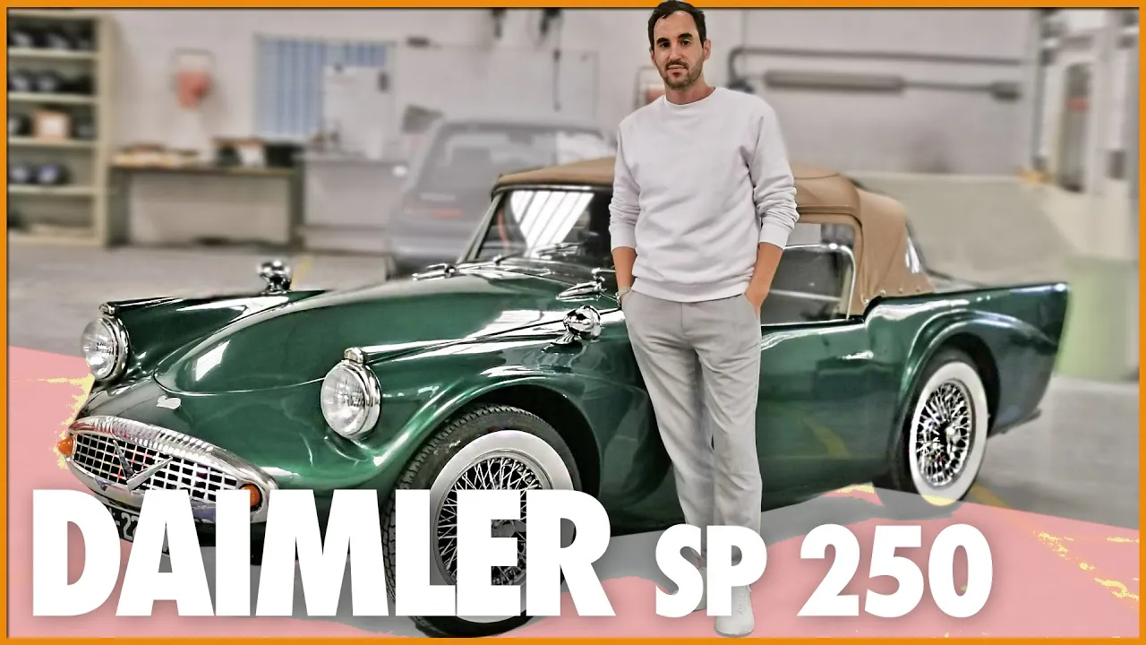 DAIMLER SP 250 🐸 ''Elle a le Charme des Moches" (V8, moteur de moto, toujours en PANNE...)