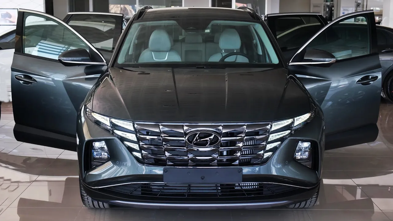 2021 Hyundai Tucson - Medium Luxury SUV!