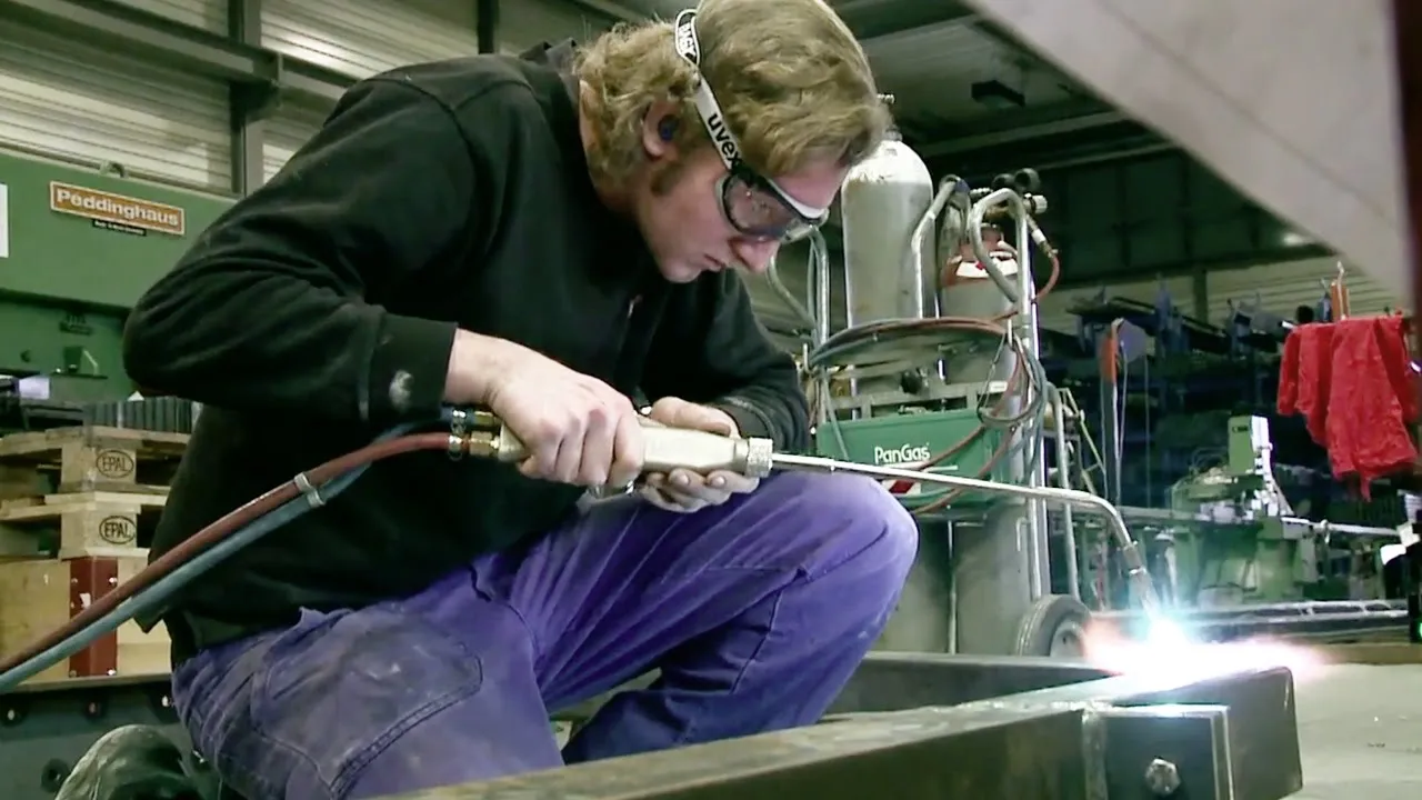 Metallbauer/in EFZ – Film mit Porträt eines Berufstätigen