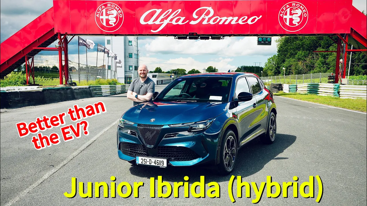 Alfa Romeo Junior Ibrida Hybrid review | Junior gets an engine finally!