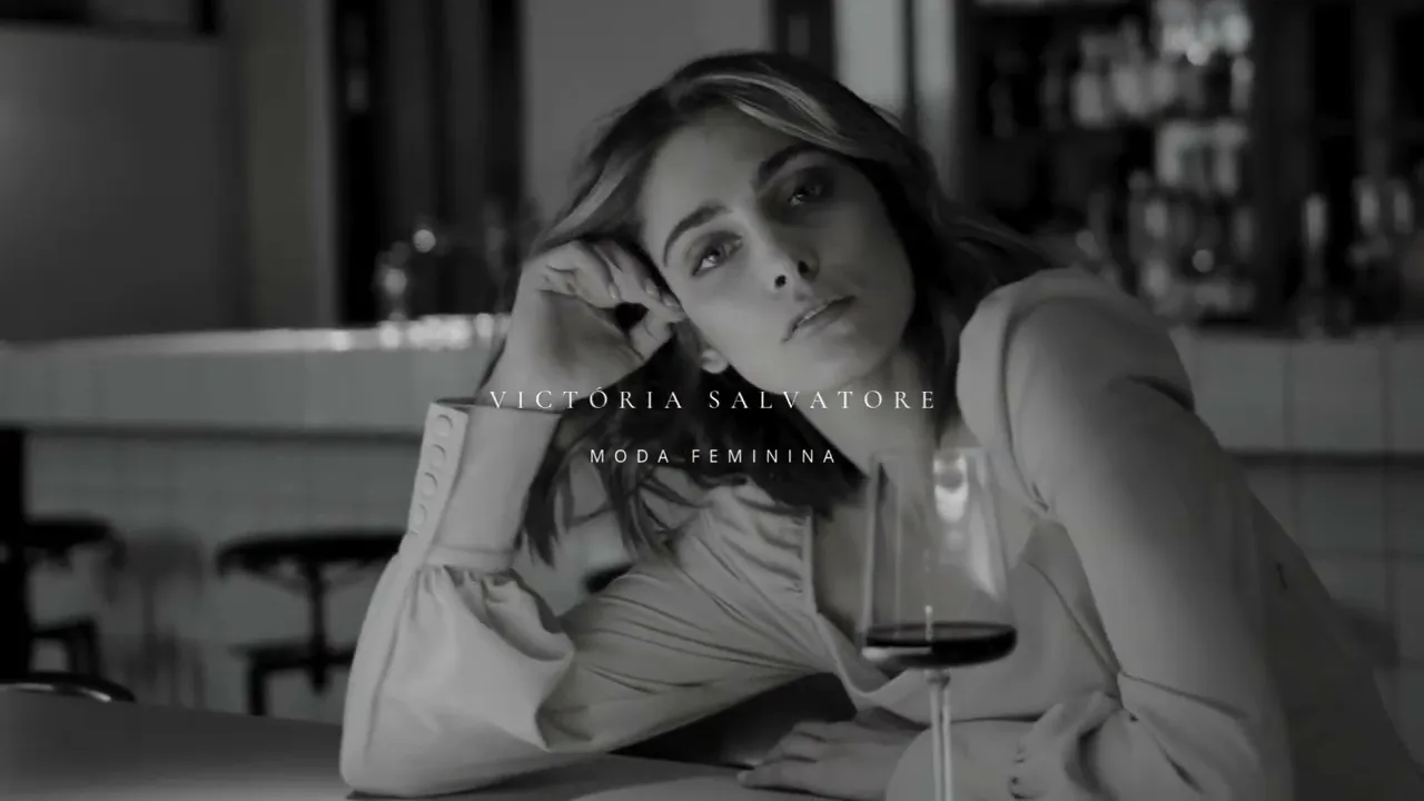 Vídeo de Victória Salvatore Oficial