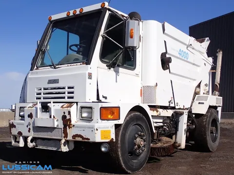 Johnston 4000 2001 Thumbnail