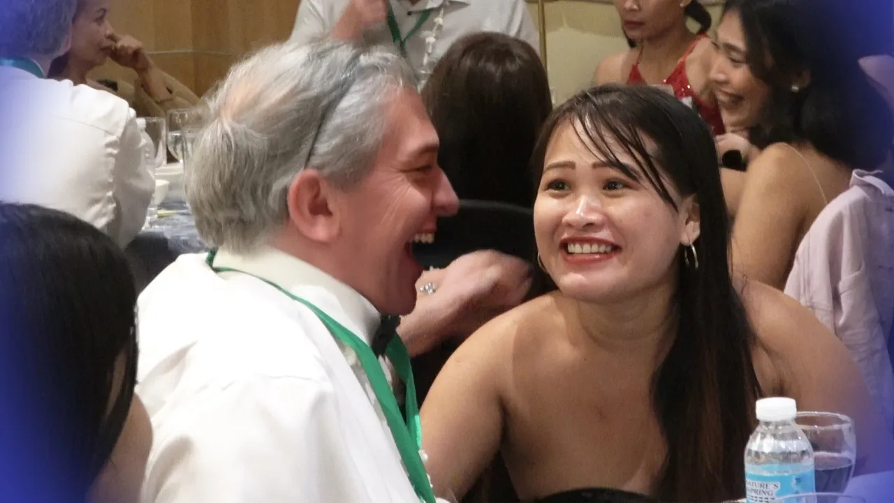 Are Filipinas SETTLING for ANY Foreigner?
