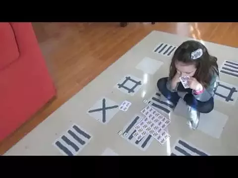 Autumn, a game of paths and falling leaves - First play