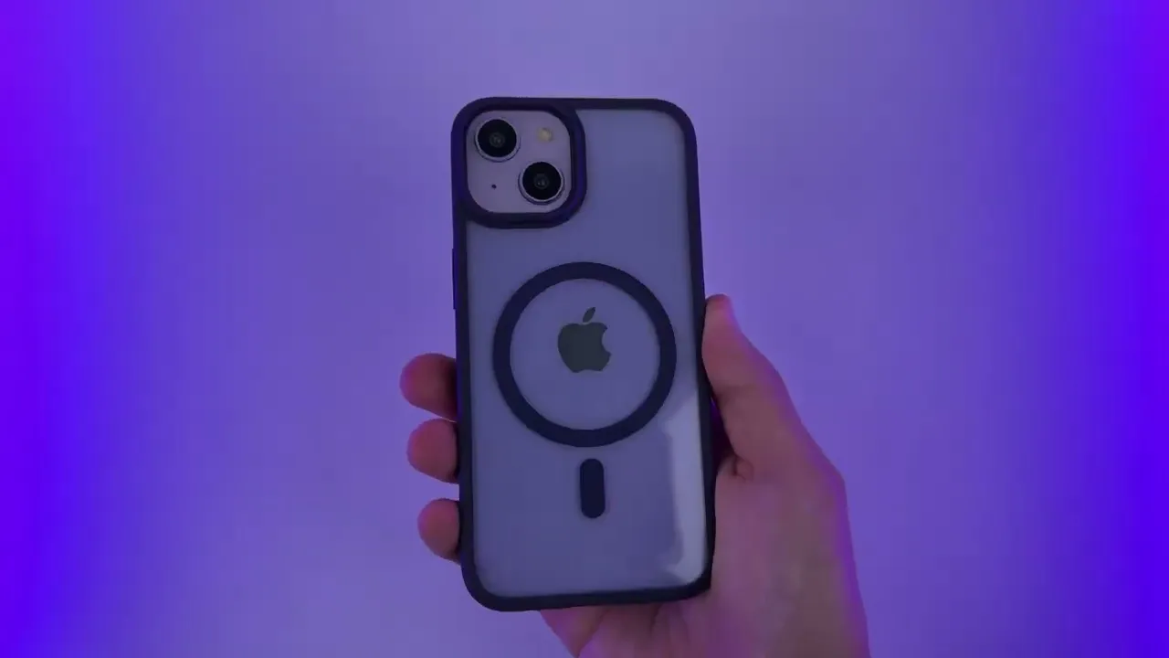 Чохол SGP Ultra Hybrid Mag для Apple iPhone 13, Чорний