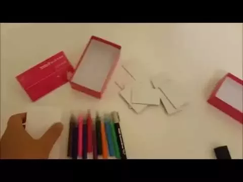Unboxing - A Fake Artist Goes to New York