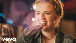 Maddie Poppe - Going Going Gone (Official Video)