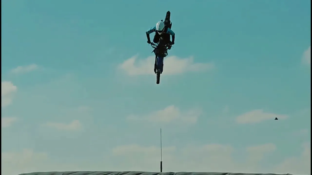 Vídeo de Guerra Custom Design