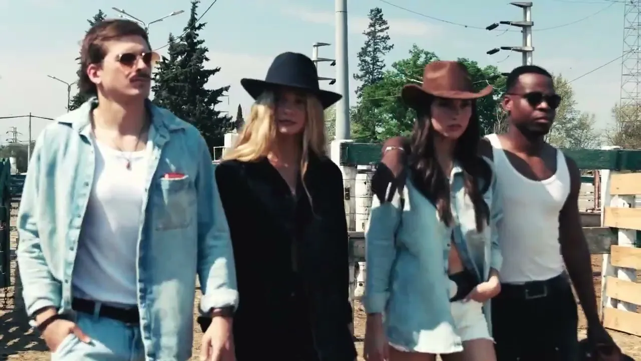 Video de Loned & Carla