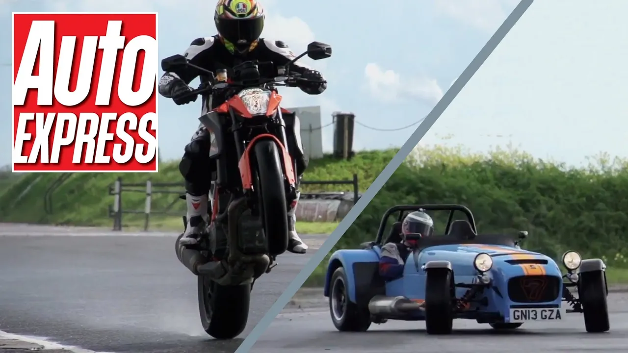 KTM 1290 Super Duke R vs Caterham 620R: EPIC car v bike track battle