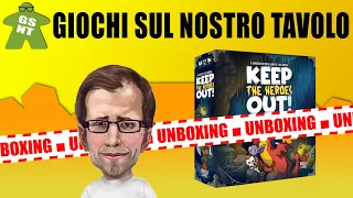 [Disinscatola] - 356 - Keep the Heroes Out! (unboxing) by fabiofiol