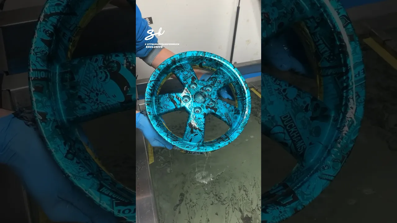 Turning plain into a masterpiece with hydro dipping!  🖌️💦 I 🎥: @Hydrodipping_  #wheels #cars