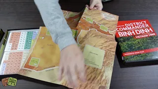 Unboxing: District Commander - The Players Aid