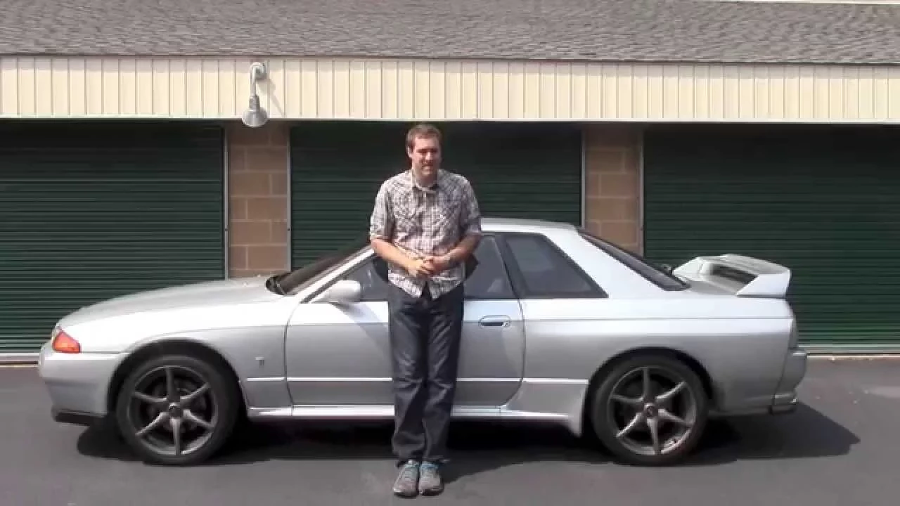 Pulled Over By the Police in My Nissan Skyline GT-R
