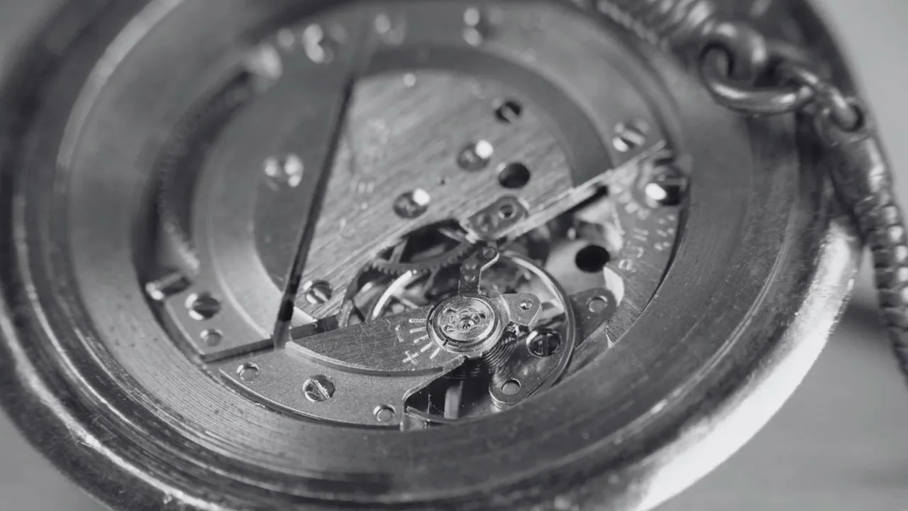 Vídeo de PRESZENCE – Relógios & Acessórios Masculinos