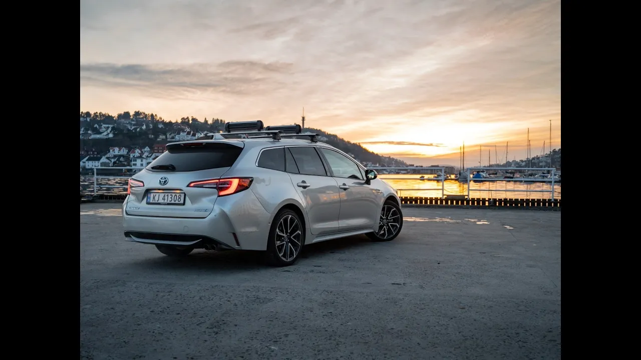 Toyota Corolla Touring Sport