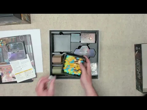 Unboxing - Apiary